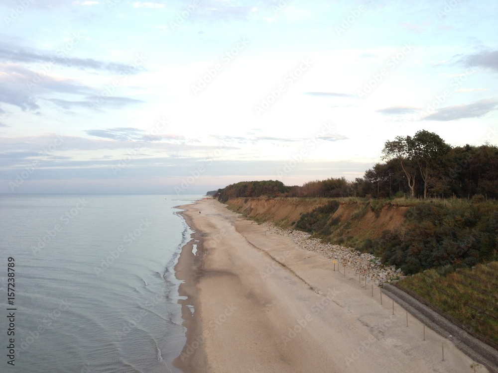 polnische ostesee beach strand küste wasser meer abends landschaft himmel natur sand welle cloud see sommer küstenlinie weiss 