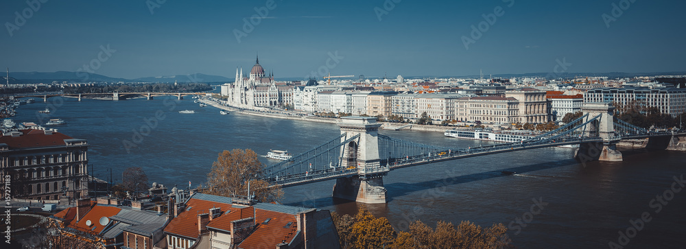 Obraz premium Budapest city views from the bank of the river Danube
