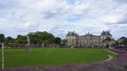 Photo of Luxemburg gardens with beutiful clouds on a spring morning, Paris, France