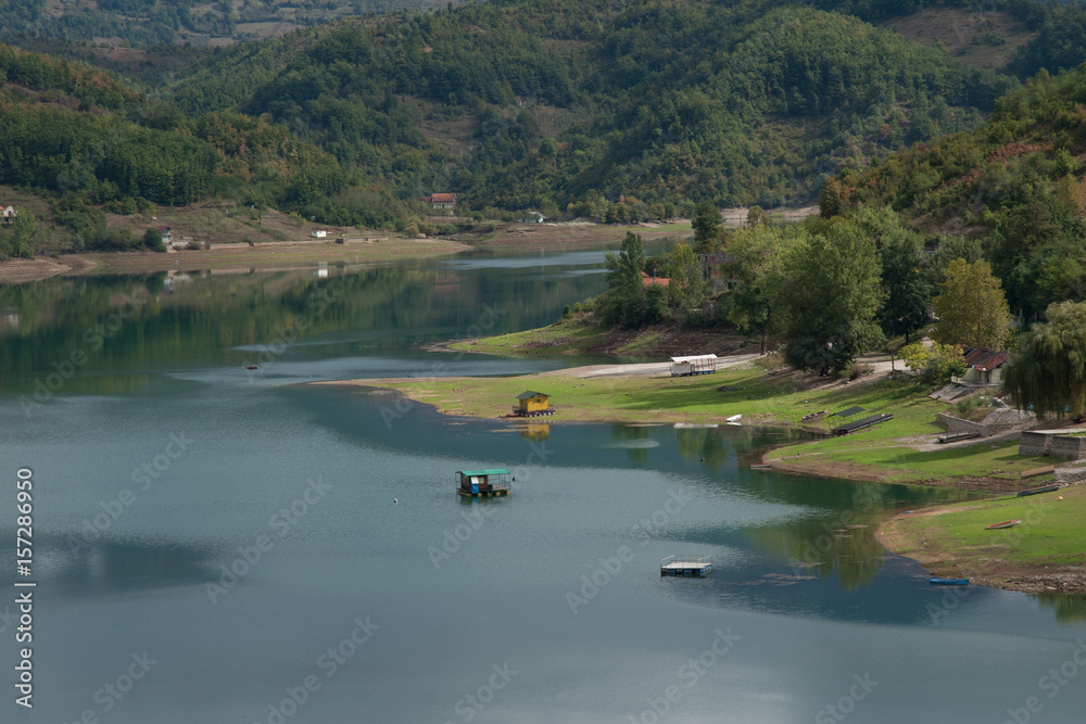 Landschaftten mit Seen in Bosnien