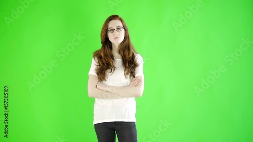 caucasian woman studio greenscreen isolated sexy skinny 20s 4k casual jeans