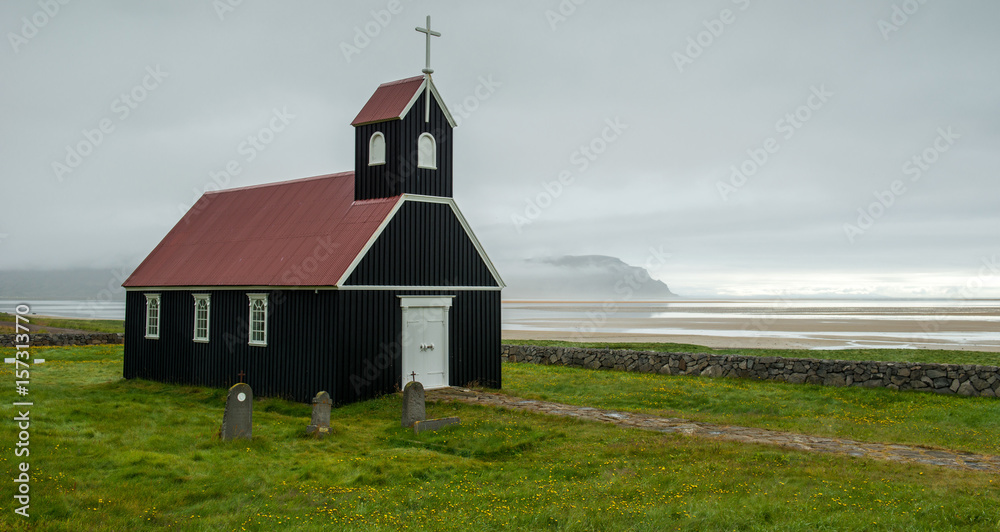 Fototapeta premium Raudasandur church, Iceland