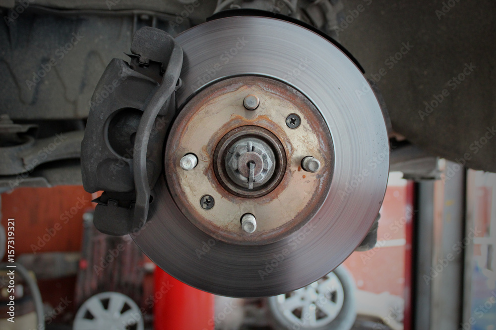 Wheel and disc break in maintenance process