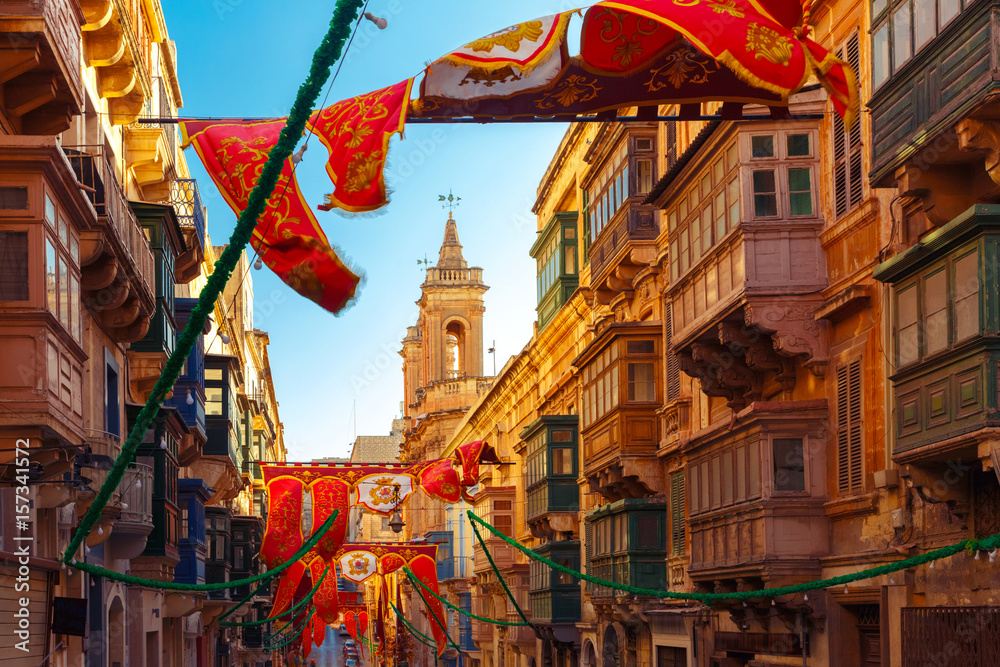 Fototapeta premium Festively decorated street in the old town of Valletta, Malta