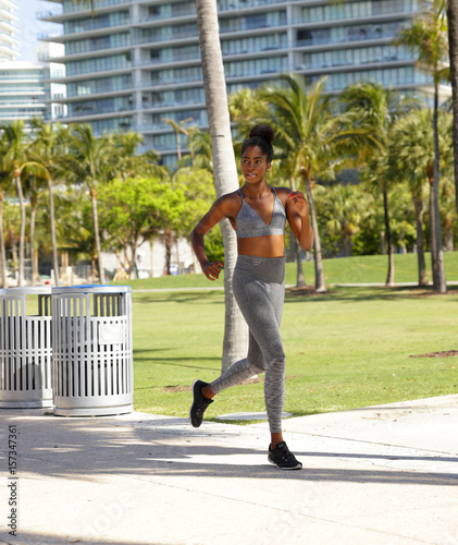 Photography Woman running in the park