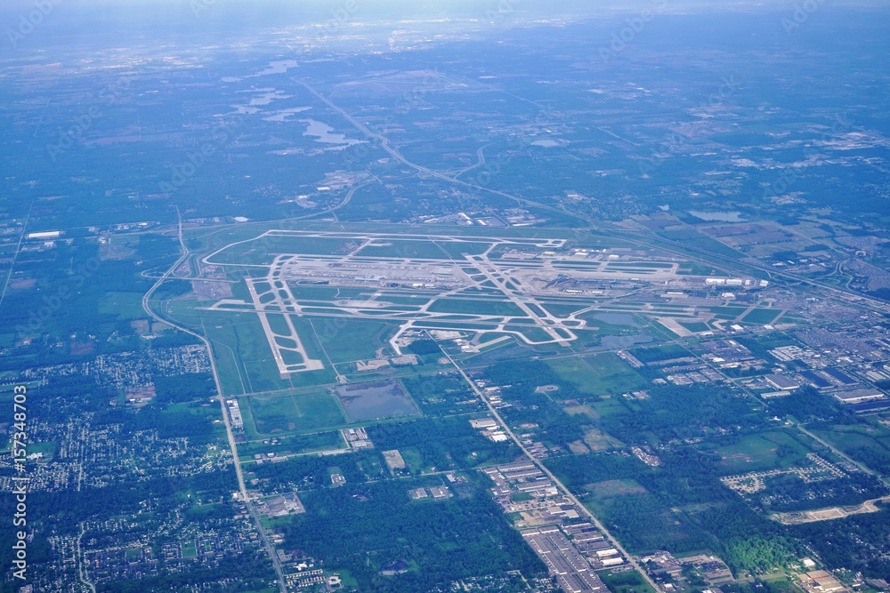 Aerial view of the Detroit Metropolitan Wayne County Metro Airport (DTW) 