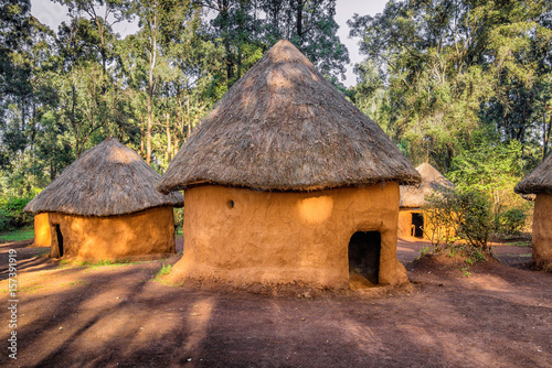 Fototapet Traditional, tribal hut of Kenyan people, Nairobi, Kenya