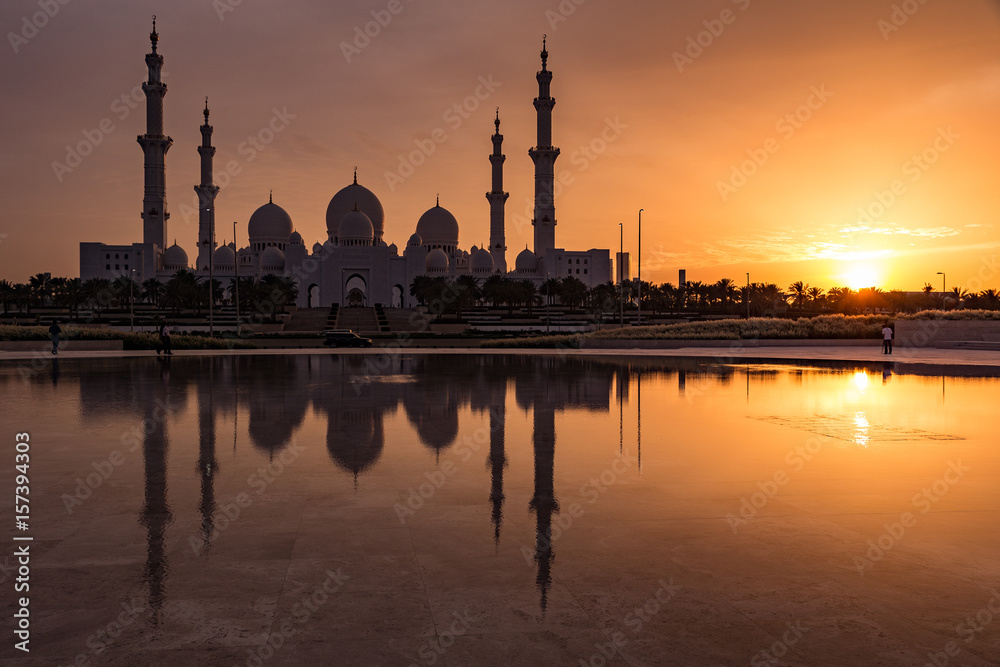 Fototapeta premium Sheik Zayed Grand Mosque