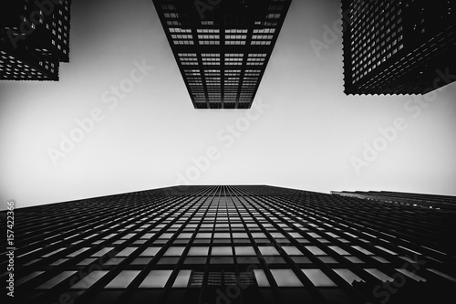 staring up in midtown