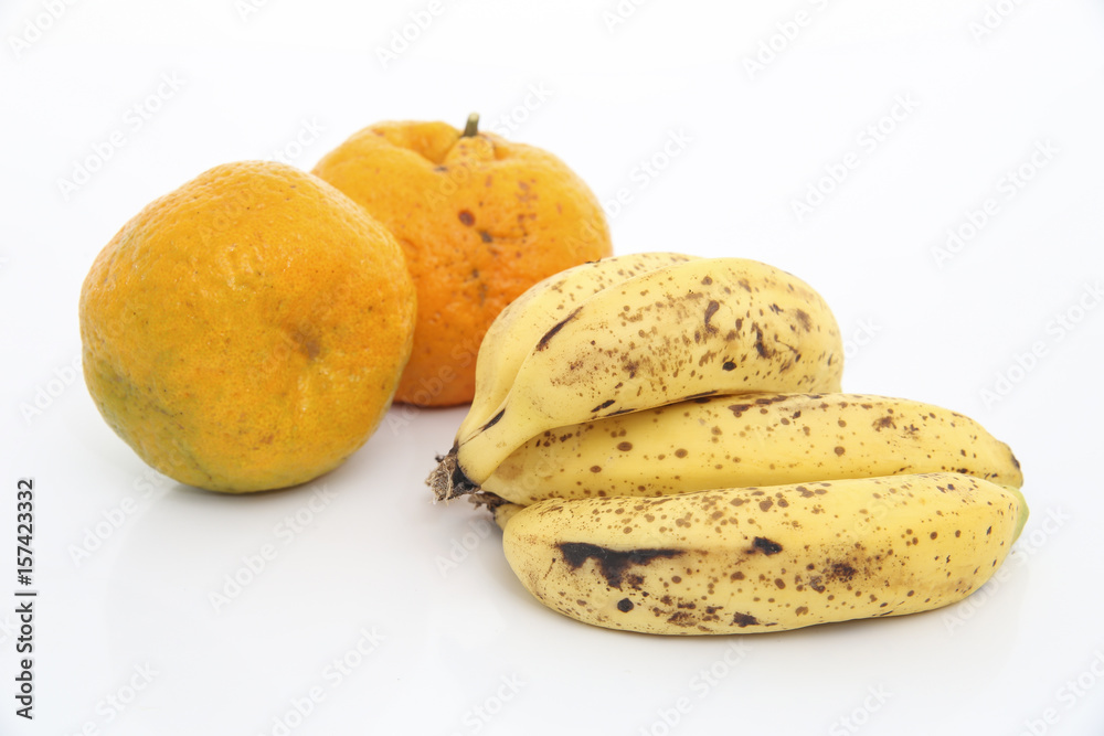 mandarin and bananas mandarin and bananas