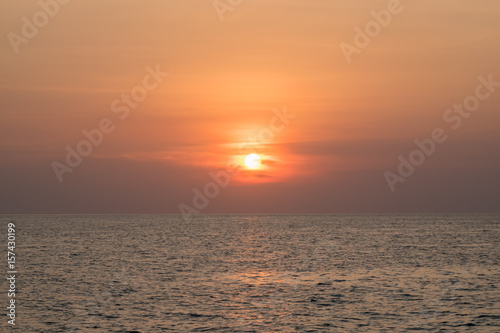 Sunset at the sea © Chanawin