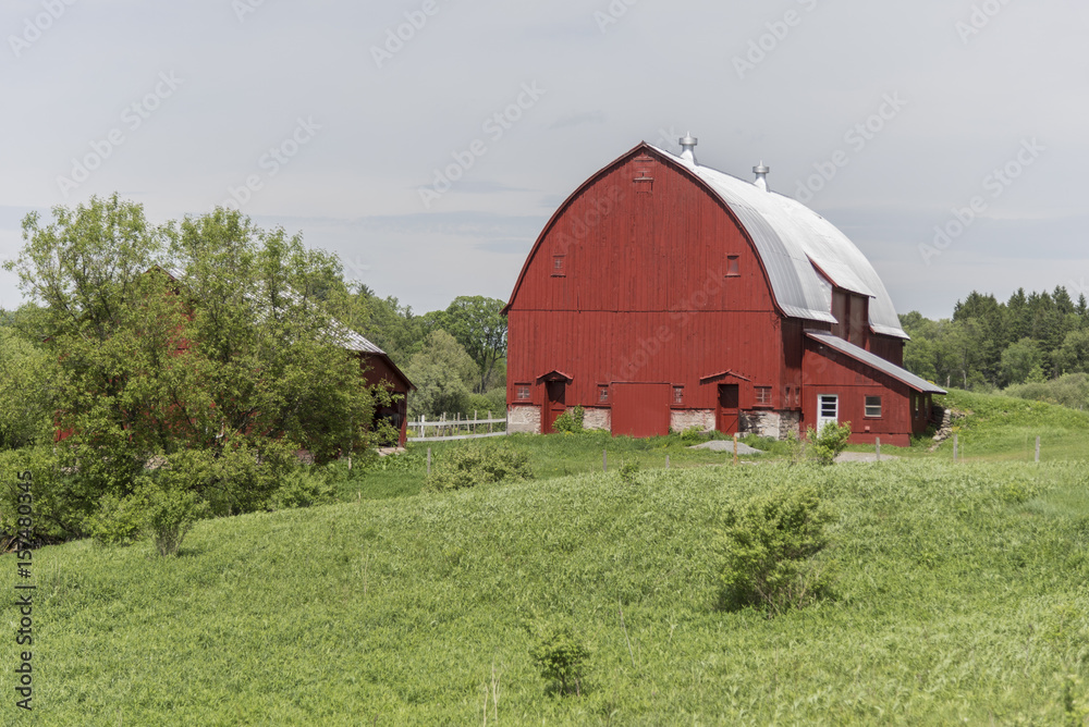 red barn red barn