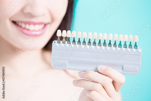 woman with tooth whiten