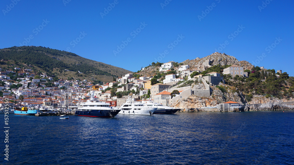 Photo of picturesque island of Hydra on a spring morning, Saronic Gulf, Greece Photo of picturesque island of Hydra on a spring morning, Saronic Gulf, Greece