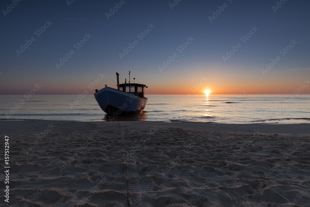 Fischkutter am Strand von Bansin auf der Insel Usedom Fischkutter am Strand von Bansin auf der Insel Usedom