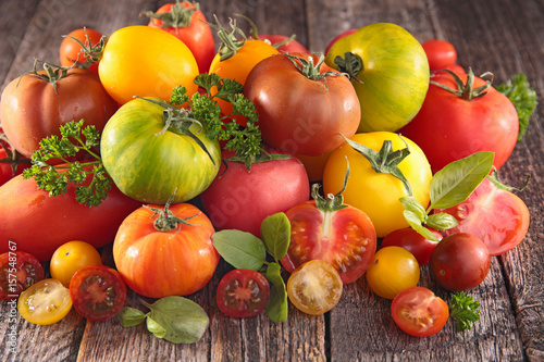 variety of tomatoes