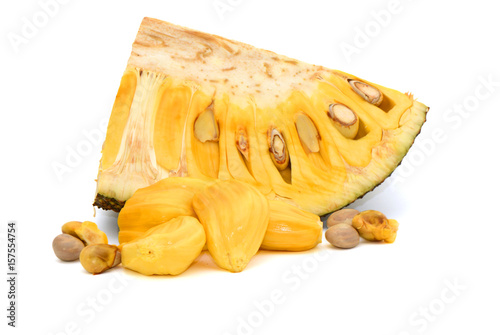 Foto Fresh sliced jackfruit isolated on white background