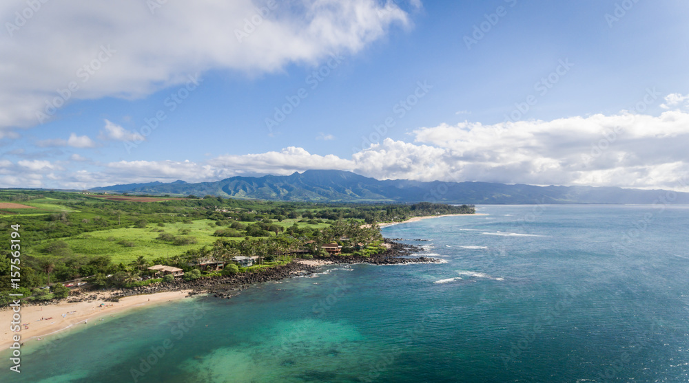 Fototapeta premium Aerial view of the Ocean and beaches on the north shore of Oahu Hi.
