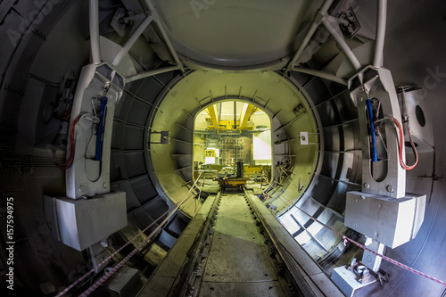 Foto The transport gateway to a nuclear reactor for the replacement of nuclear fuel