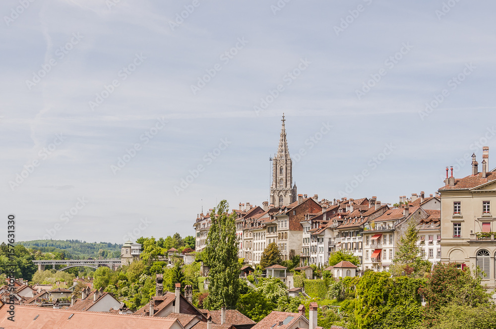 Bern, Stadt, Altstadt, Altstadthäuser, Berner Münster, Münster, historische Häuser, Mattequartier, Frühling, Sommer, Schweiz