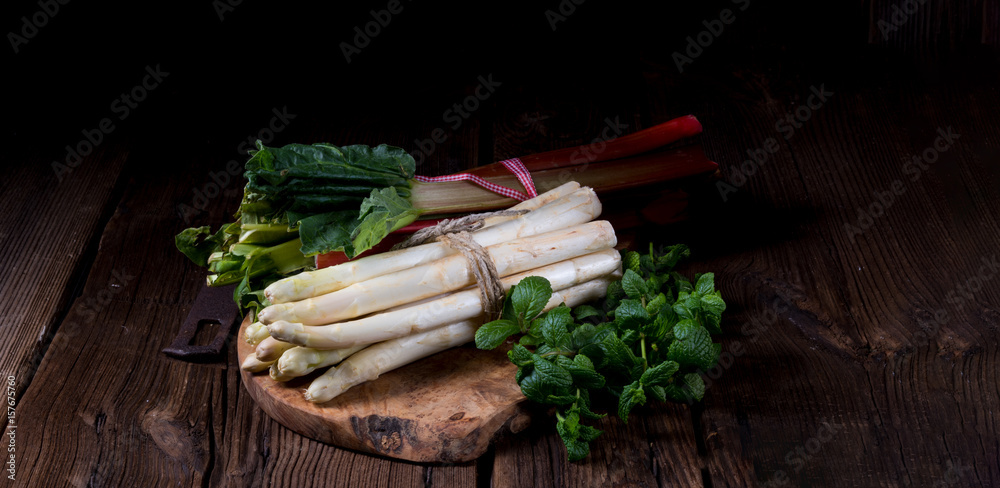 White asparagus and rhubarb White asparagus and rhubarb