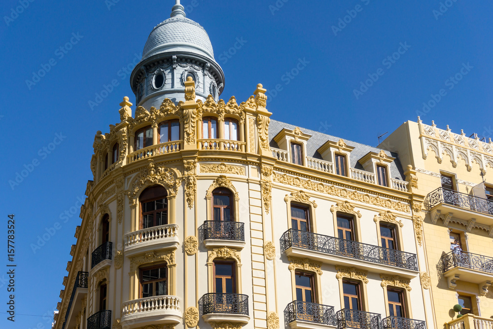 Naklejka premium street view of downtown valencia, is Spain's third largest metropolitan area, with a population ranging from 1.7 to 2.5 million.