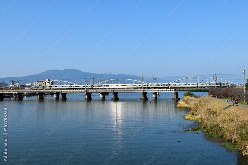 瀬田川の鉄橋 瀬田川の鉄橋