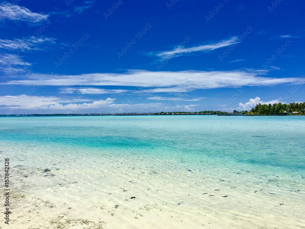 Beautiful view on the turquoise lagoon of Bora Bora, Tahiti, French Polynesia