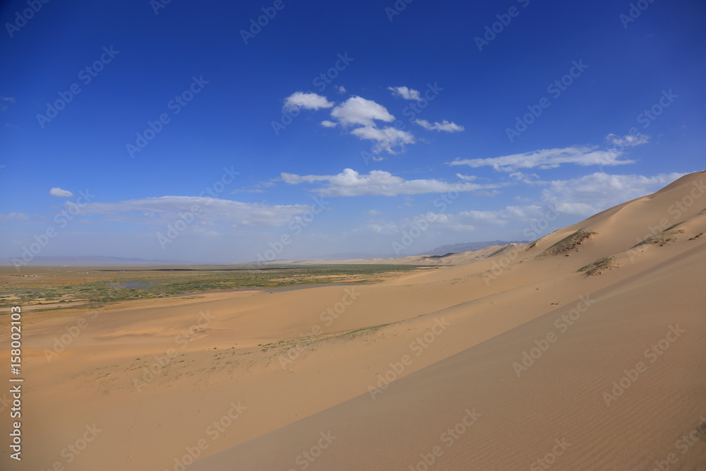 sand dune desert at Mongolia