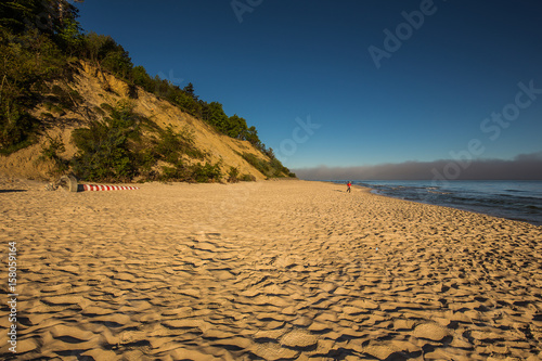 Obraz na płótnie vacation by the sea, walk on the edge, Jastrzebia Gora, Poland. w salonie