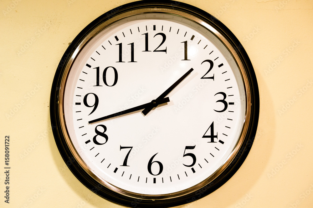 Analog wall clock Analog wall clock