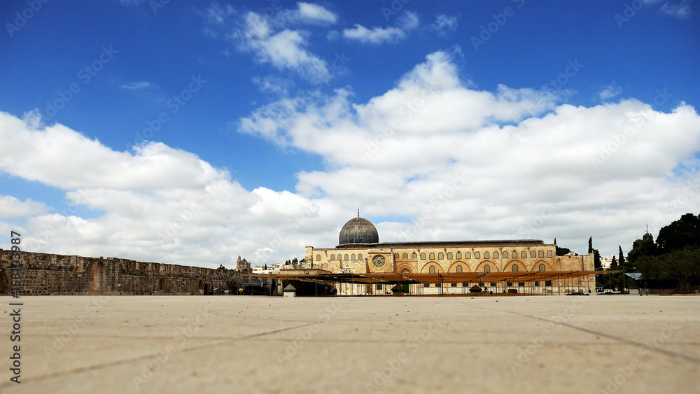 Fototapeta premium Al-Aqsa Mosque in Jerusalem on the top of the Temple Mount. Al Aqsa mosque is a sacred place for all muslims and islamic people.