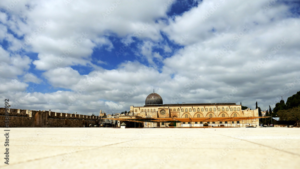 Fototapeta premium Al-Aqsa Mosque in Jerusalem on the top of the Temple Mount. Al Aqsa mosque is a sacred place for all muslims and islamic people.