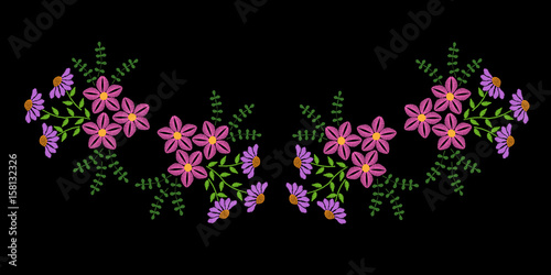 Embroidery stitches imitation fashion neck line pattern with folk flower