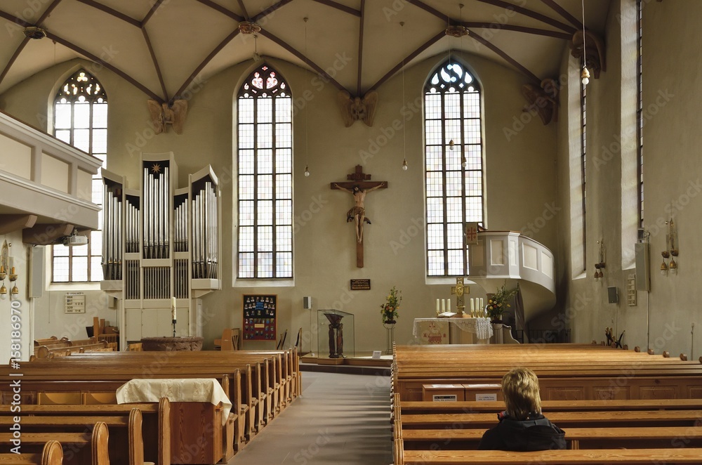 Kanzel und Kruzifix der Stadtkirche Freudenstadt