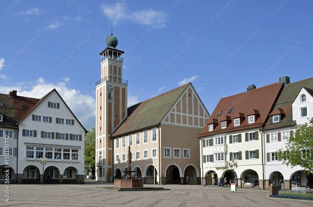 Rathaus am Oberen Markt mit Rathausbrunnen, Freudenstadt