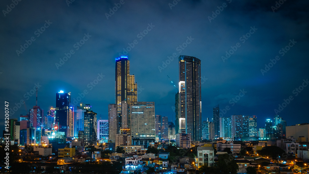 Naklejka premium Wieżowce w mieście Makati