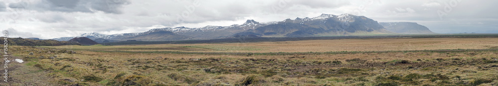 Island - Bergkette -  Panorama -sländischen Nationalparks Pingvellir