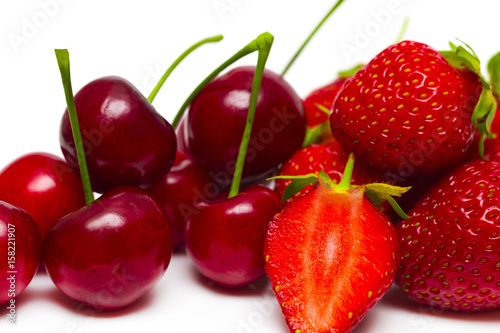 Fototapeta Naklejka Na Ścianę i Meble -  Background from fresh ripe strawberries and cherry