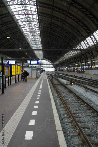 Plataforma de trem em Amsterdã