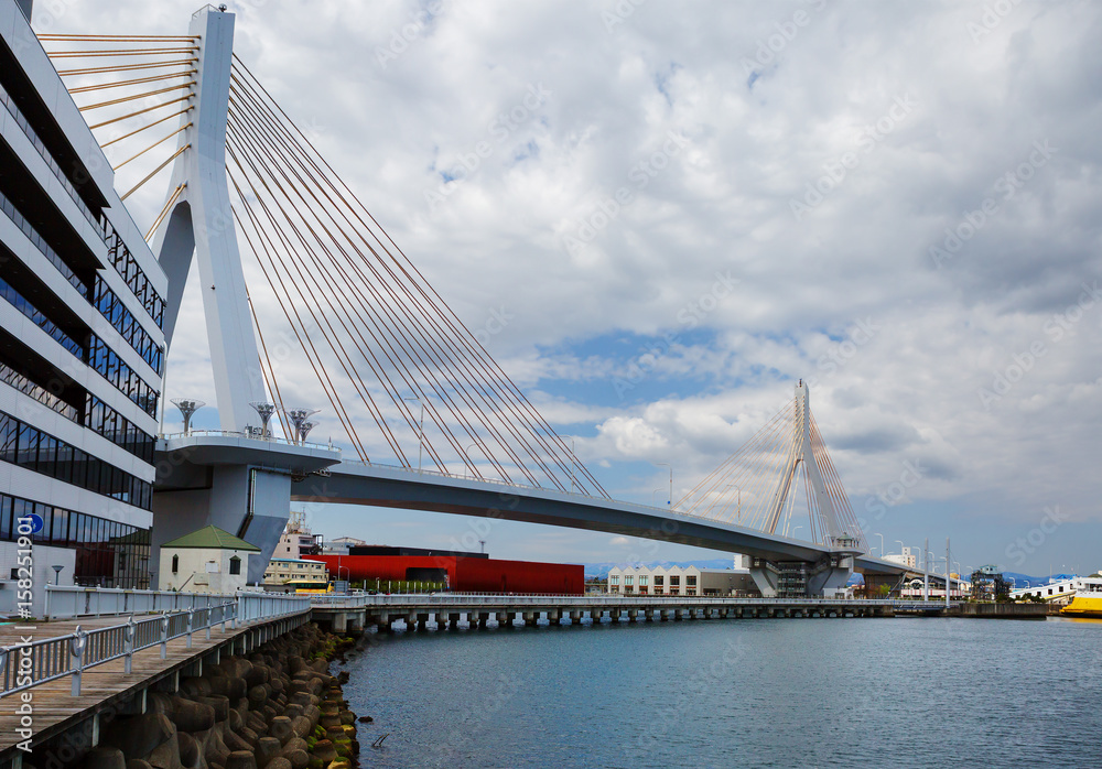 Obraz premium Япония. Аомори. Бей Бридж.