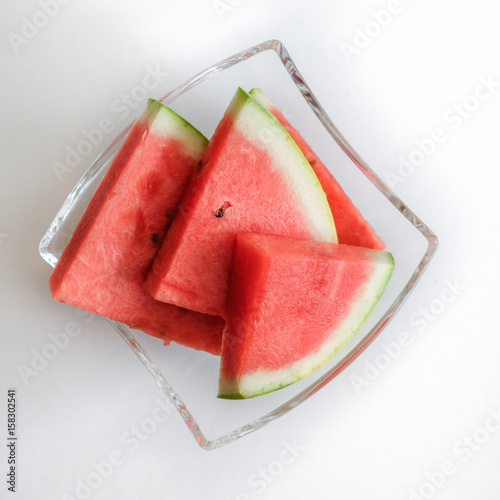 Schale mit Wassermelonen photo