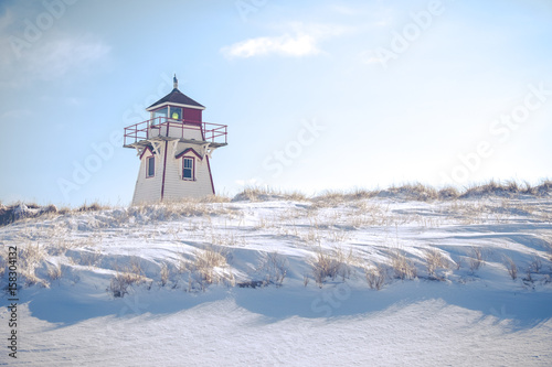 Tableau sur toile Covehead Lighthouse in Winter