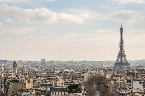 Fototapeta Naklejka Na Ścianę i Meble -  Eiffel Tower over Paris cityscape