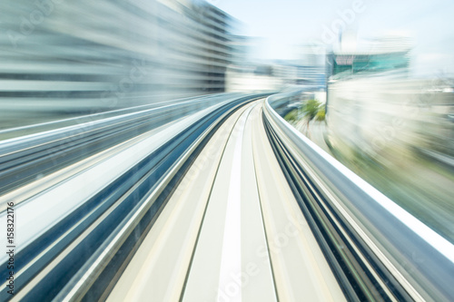 電車から見た都市風景