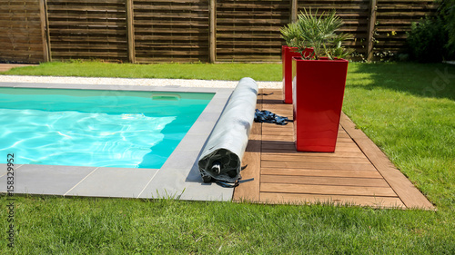 Tableau sur toile bâche à barres 4 saisons pour piscine 3