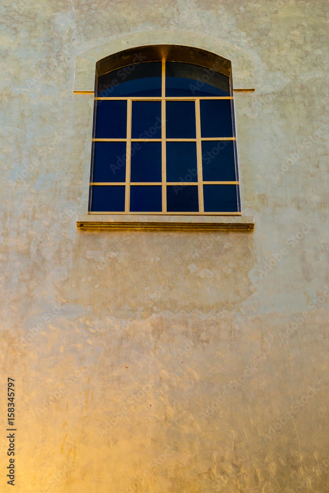Fototapeta premium Golden window