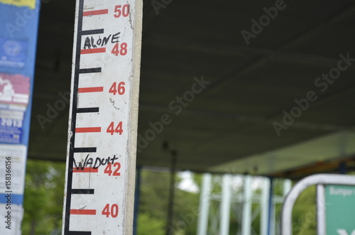 Принти на полотні Height restriction chart at amusement park carnival ride