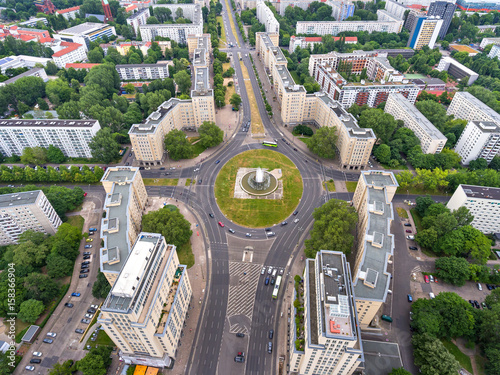 Strausberger Platz und Frankfurter Allee. Luftbild.