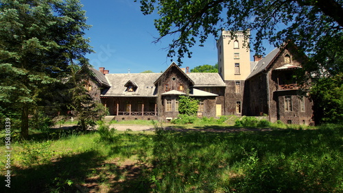 Pałac myśliwski w Mojej Woli - Polska, dolina Baryczy © Konrad_elx